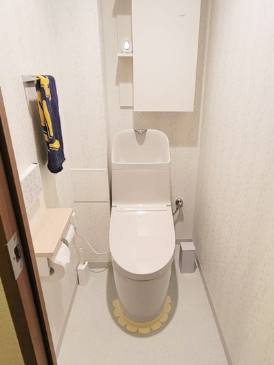 ホワイト系で爽やかなトイレ空間！