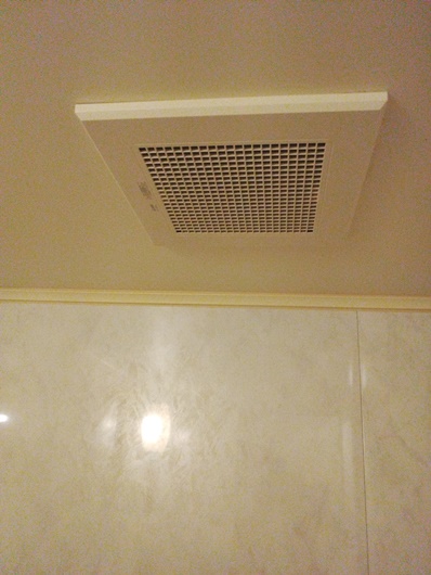 長年ご使用の浴室換気扇　異音による交換工事