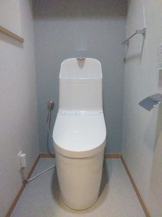 TOTO「GGシリーズ」スタイリッシュなトイレ空間