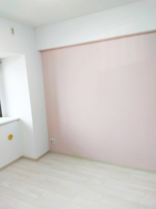 明るく可愛らしいお部屋へ大変身♪