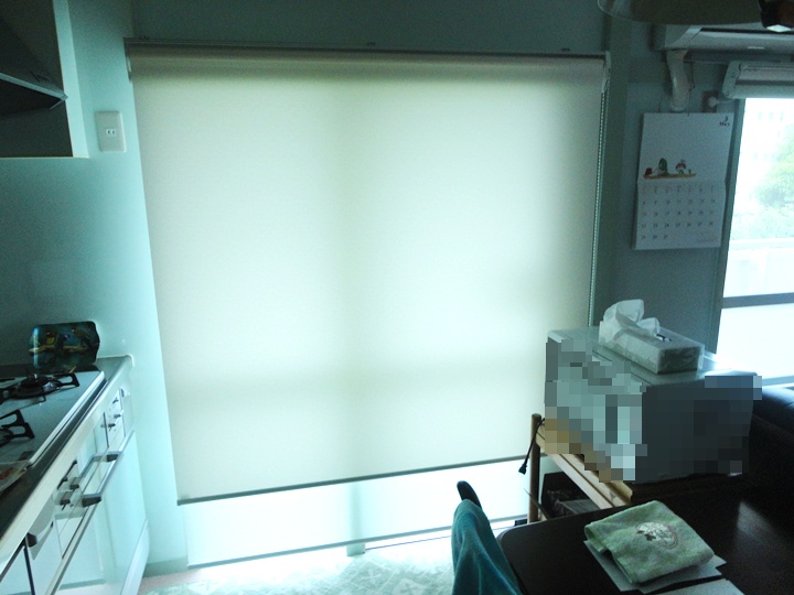 おしゃれで機能的に！ロールスクリーン取付リフォーム