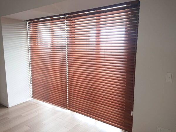 ウッドブラインドで心地よい空間に