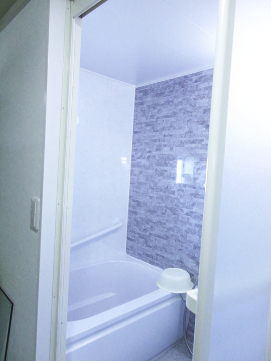 ドア枠も一新され出入りしやすくなりました。