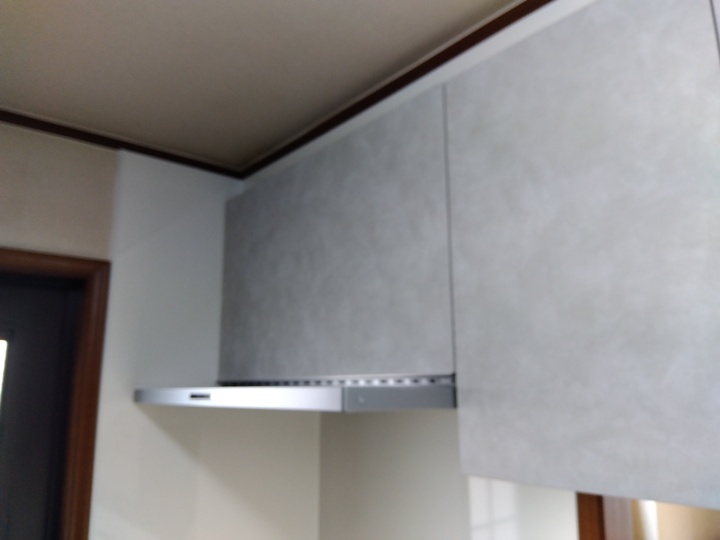 LIXIL「汚れんフード」10年ファン掃除が不要！